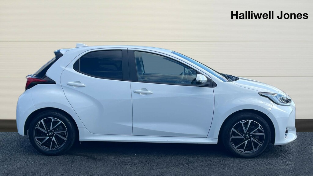 Toyota Yaris 1.5 Vvt-h Design E-cvt Euro 6 Ss White #3
