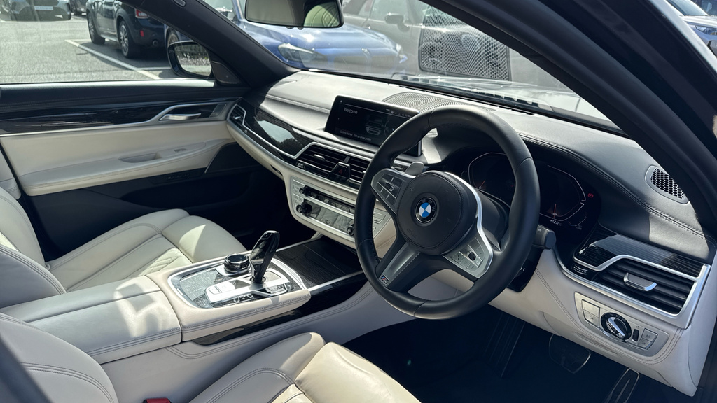 BMW 7 Series 3.0 740D Mht M Sport Xdrive Euro 6 Ss Blue #6