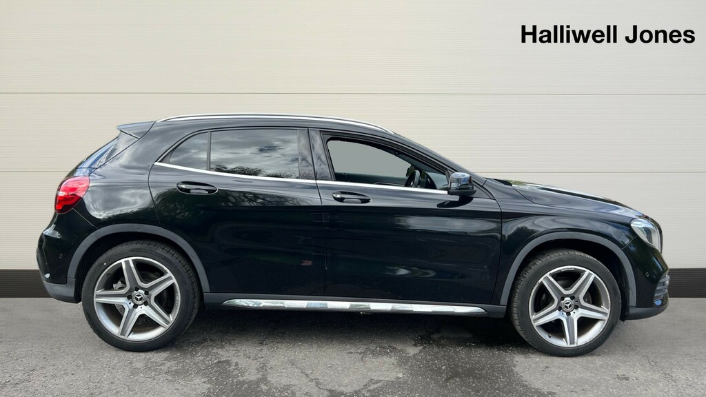 Mercedes-Benz GLA Class 1.6 Gla180 Amg Line Edition 7G-dct Euro 6 Ss Black #3