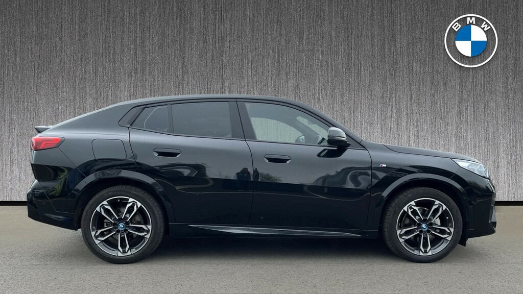 BMW iX2 20 66.5Kwh M Sport Edrive 11Kw Charger Black #3