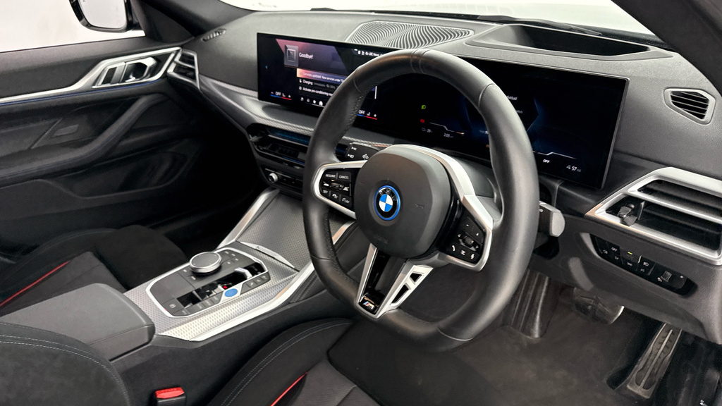 BMW i4 40 83.9Kwh M Sport Gran Coupe Edrive Green #6