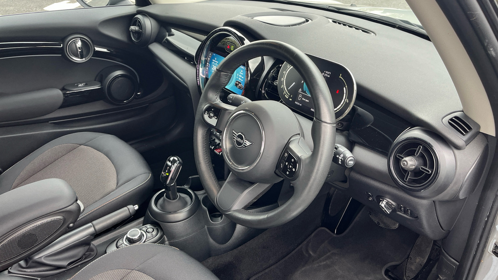 Mini Hatch 1.5 Cooper Classic Steptronic Euro 6 Ss Silver #6