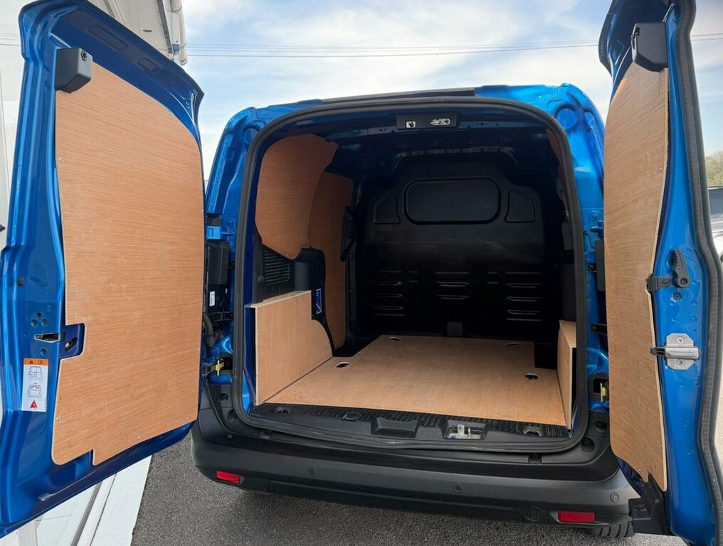 Ford Transit Courier 1L Limited Blue #2