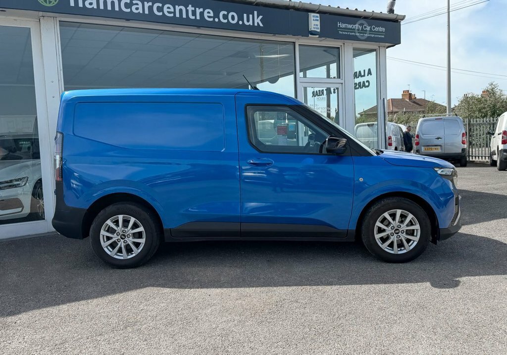Ford Transit Courier 1L Limited Blue #6