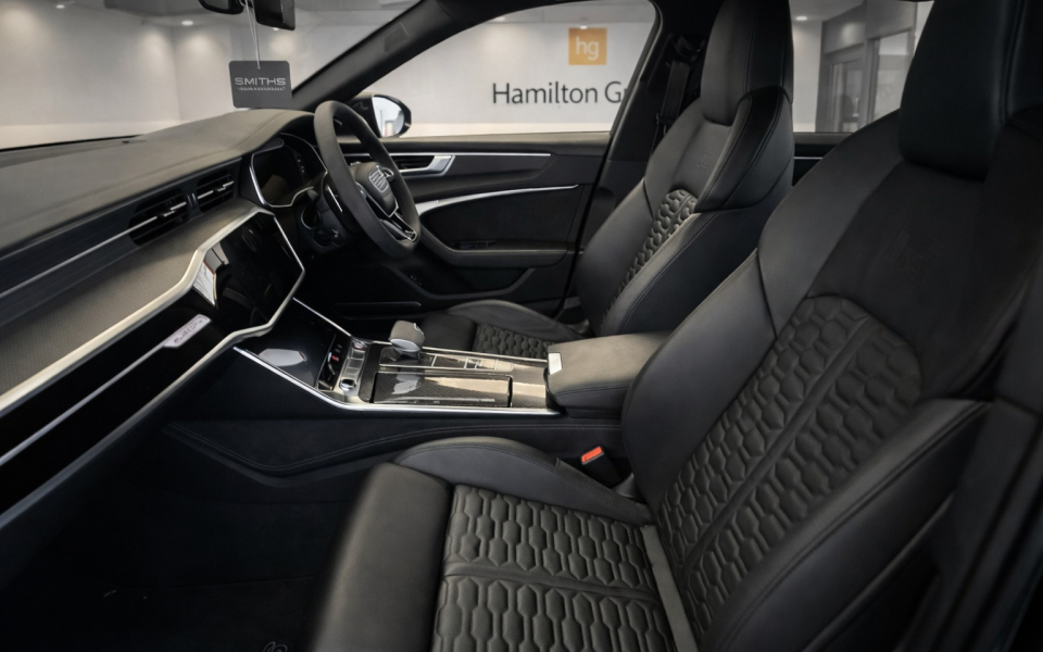 Audi RS6 Avant Petrol Black #6