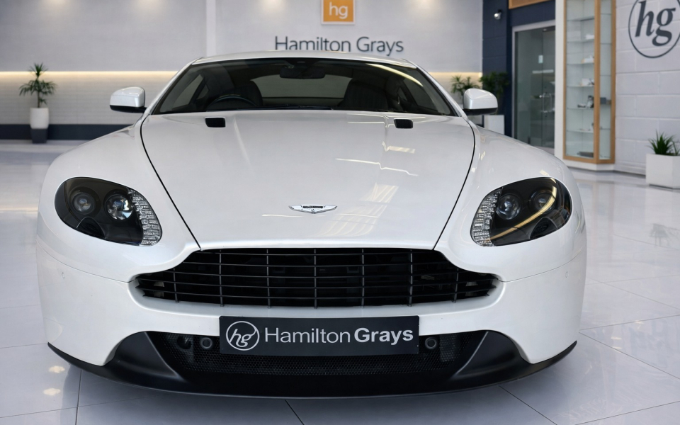 Aston Martin V8 Vantage Coupe Black #4
