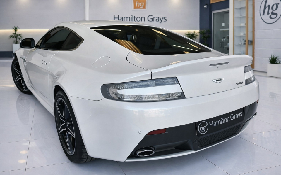 Aston Martin V8 Vantage Coupe Black #2