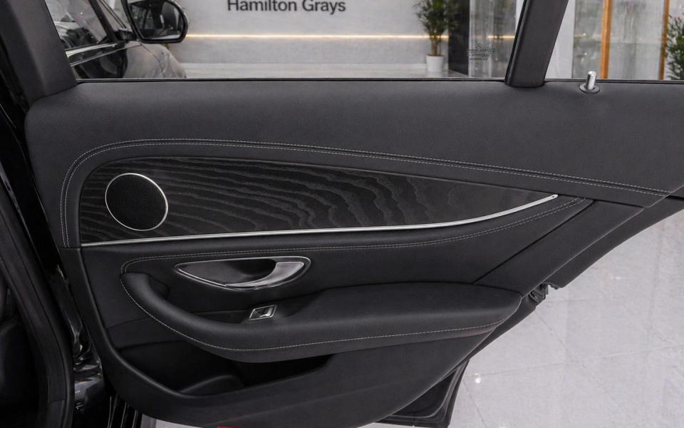 Mercedes-Benz E Class Diesel Black #6