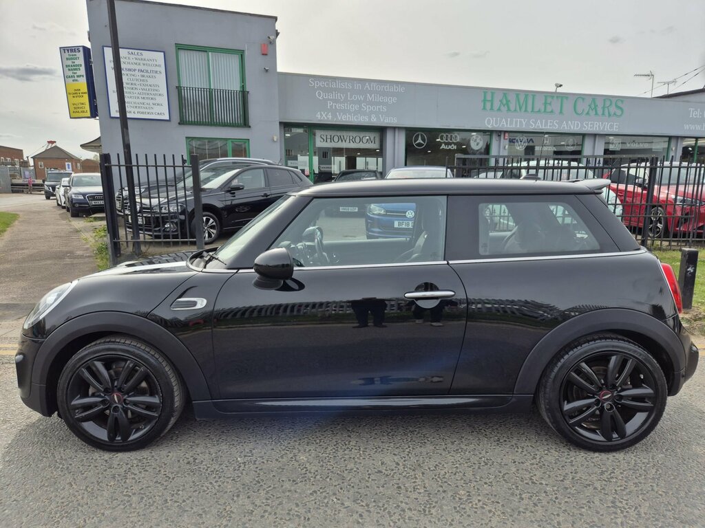 Mini Hatch 1.5 Cooper Hatchback Euro 6 Ss OW18JBE Black #4