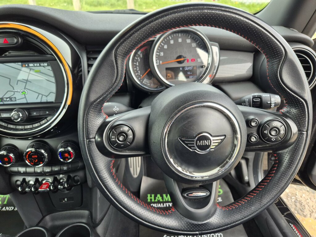 Mini Hatch 1.5 Cooper Hatchback Euro 6 Ss OW18JBE Black #2