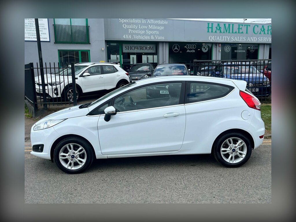 Ford Fiesta 1.25 Zetec Hatchback Euro 6 82 BL15MZU White #2