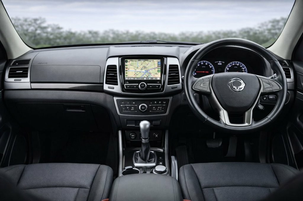 SsangYong Rexton 2L Sx PX65OOB Silver #5