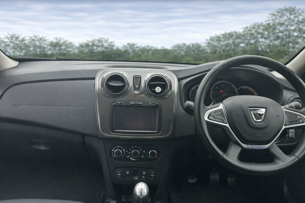 Dacia Sandero Stepway 0.9L Comfort FL68JAO Silver #4