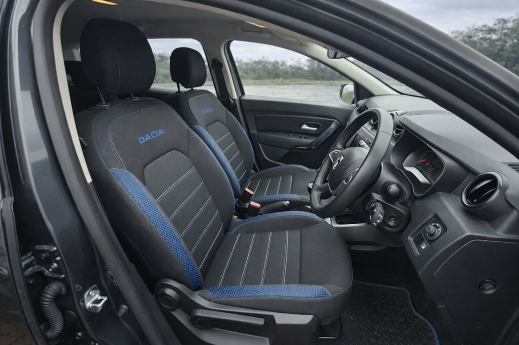 Dacia Duster 1.3L Se Twenty AE21UZH Grey #5