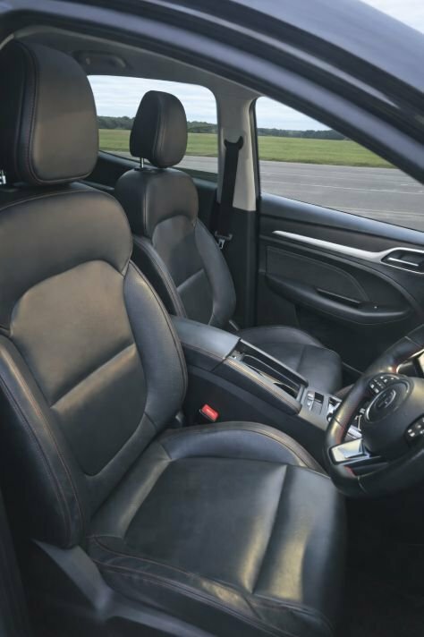 MG ZS Suv LS23ZXV Black #4