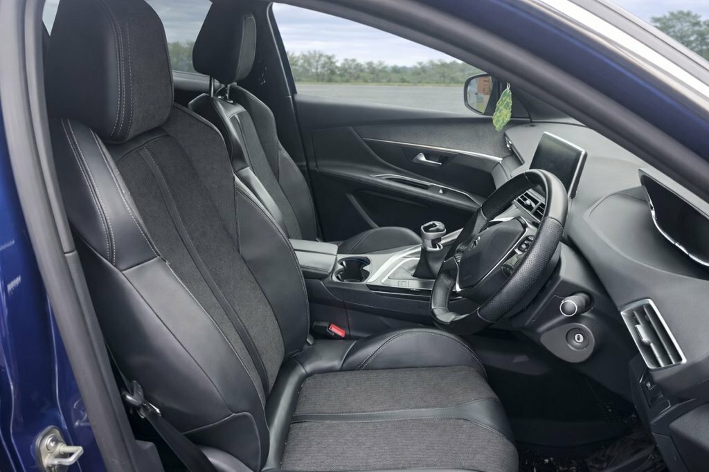 Peugeot 3008 1.5L Gt Line CK20RMU Blue #5