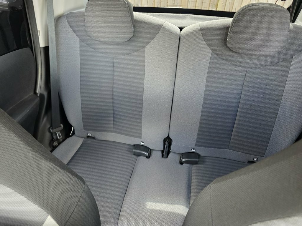 Toyota Aygo 1L X-trend AE19VVP Black #6