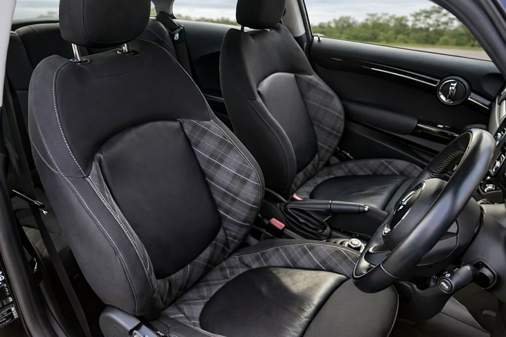 Mini Hatch 1.5L Cooper Seven BP18AAK Black #6