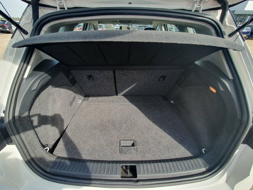 Seat Arona 1L Se Technology FN21PWU White #4