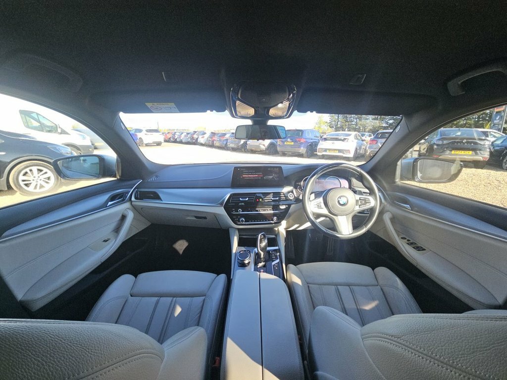 BMW 5 Series 2L M Sport LD18UUP Blue #4