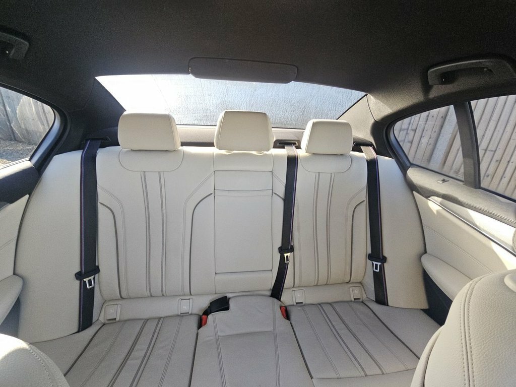 BMW 5 Series 2L M Sport LD18UUP Blue #5