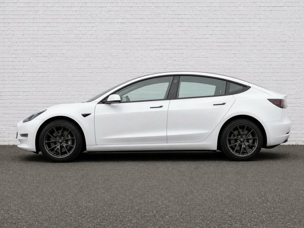 Tesla Model 3 Saloon BT71WWC White #3