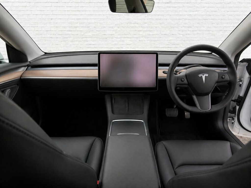 Tesla Model 3 Saloon BT71WWC White #4