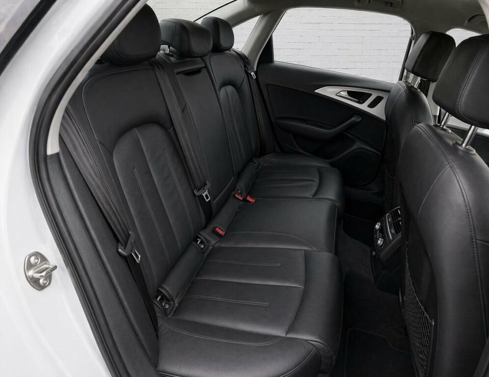 Audi A6 Avant 2L Se Executive VA18YRO White #5