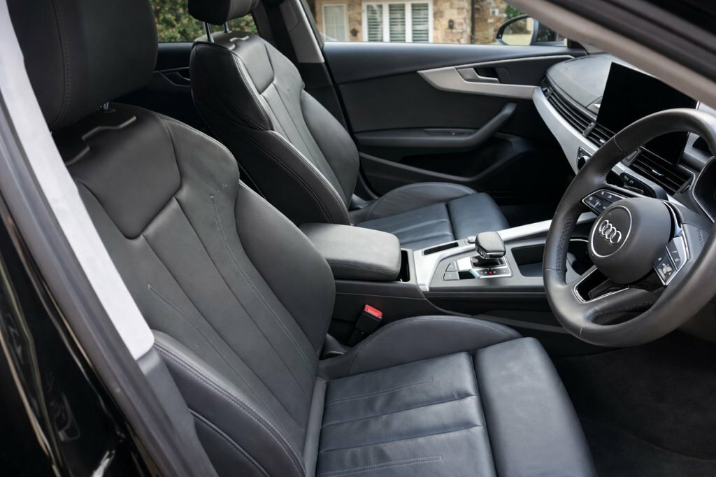 Audi A4 Avant 2L Sport Edition GL23HVR Black #5