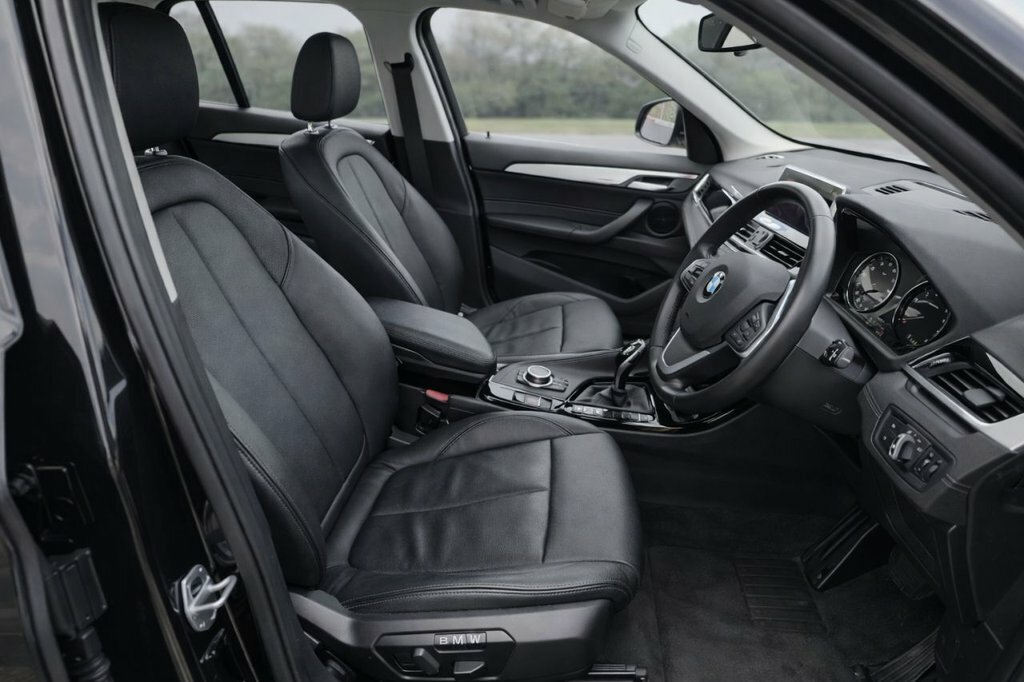 BMW X1 2L Xline ST71OGP Black #5