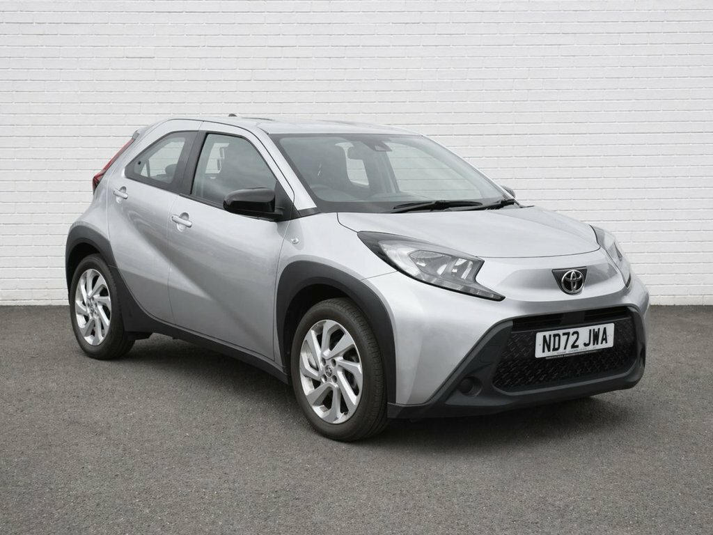 Toyota Aygo X 1L Pure Silver