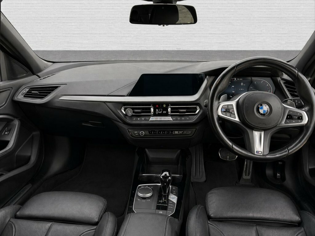 BMW 1 Series 2L M Sport YF70RXJ Grey #4