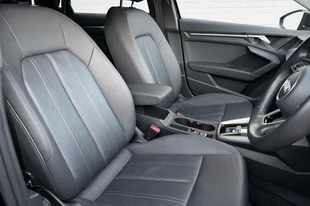 Audi A3 1.5L Sport MJ22XAM Black #4