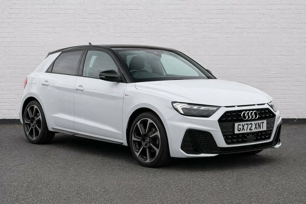 Audi A1 1.5L Black Edition White