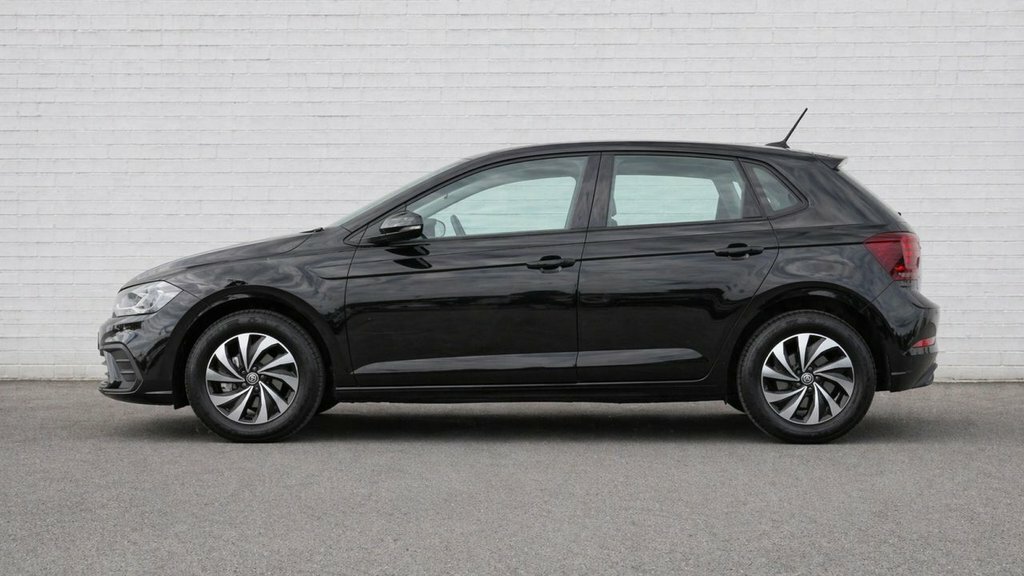 Volkswagen Polo 1L Life EJ24MYW Black #3