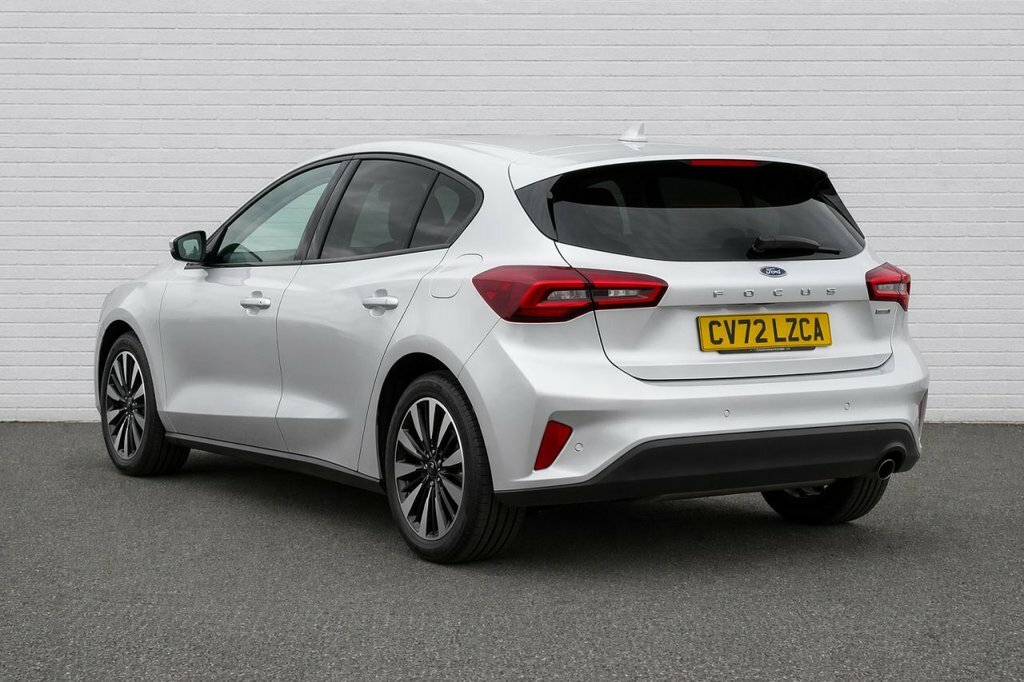 Ford Focus 1L Titanium Vignale CV72LZC Silver #2