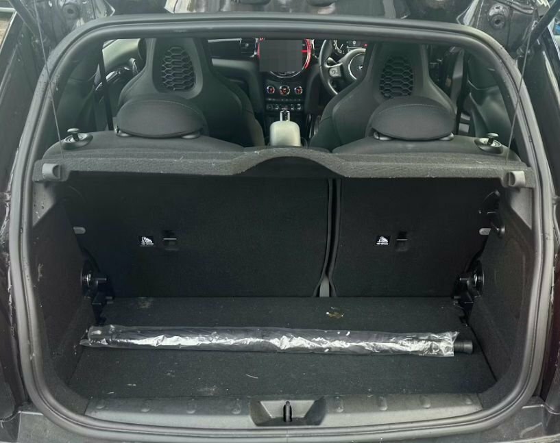 Mini Hatch 1.5L Cooper Sport MJ23XLM Black #6