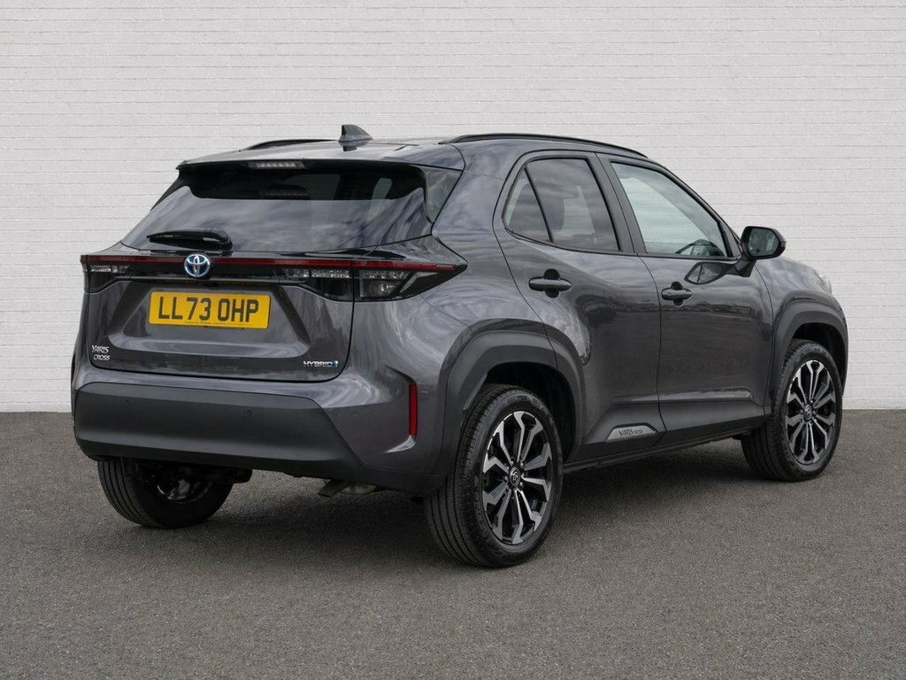 Toyota Yaris Cross 1.5L Design LL73OHP Grey #2
