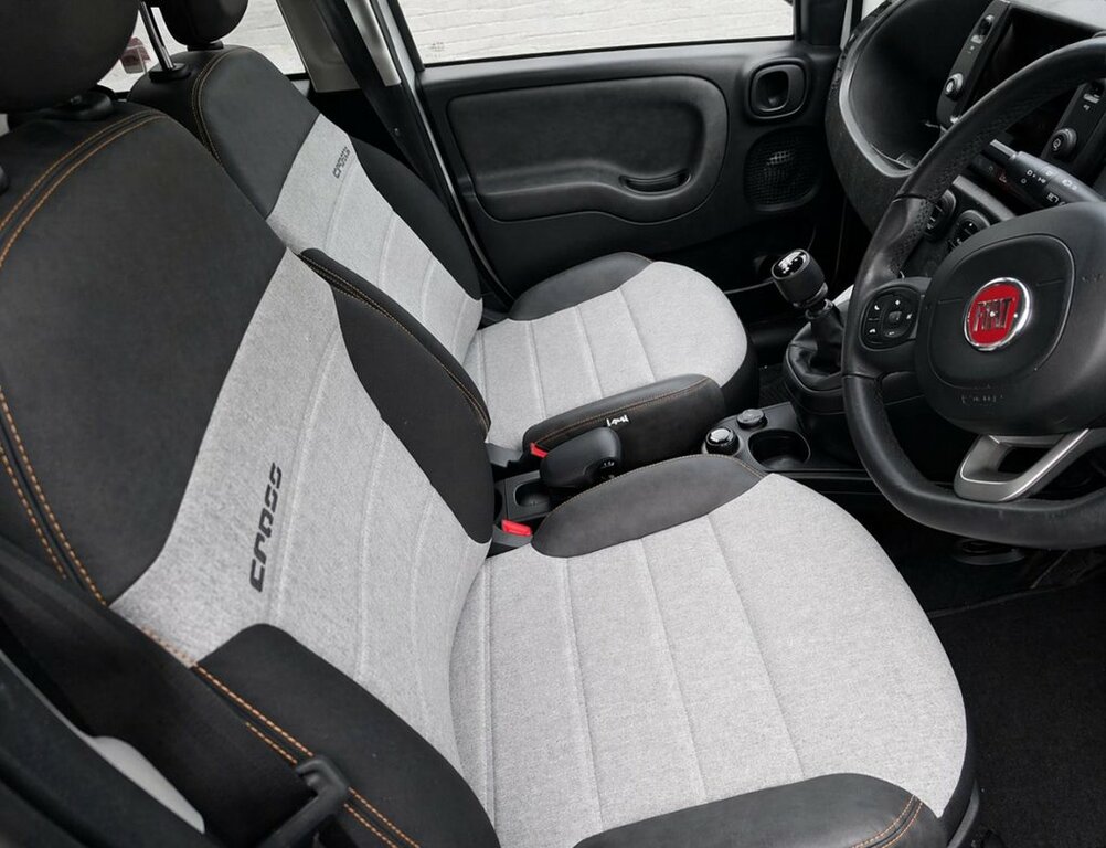 Fiat Panda 0.9L Cross White #5