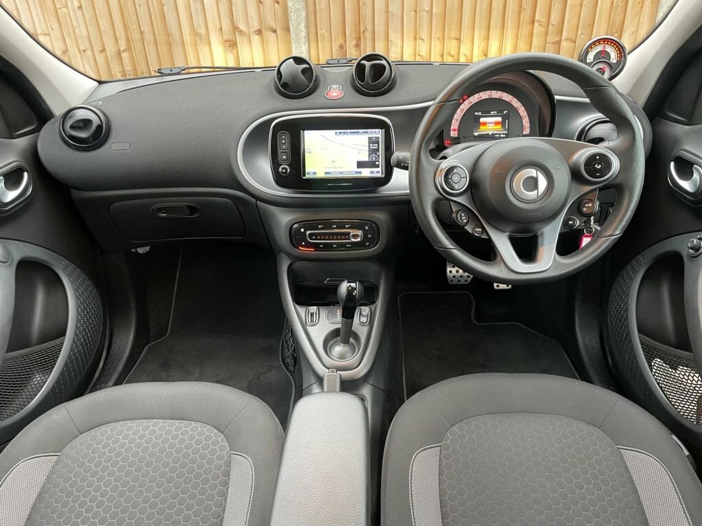 Smart Forfour Eq Forfour Pulse Premium Black #6