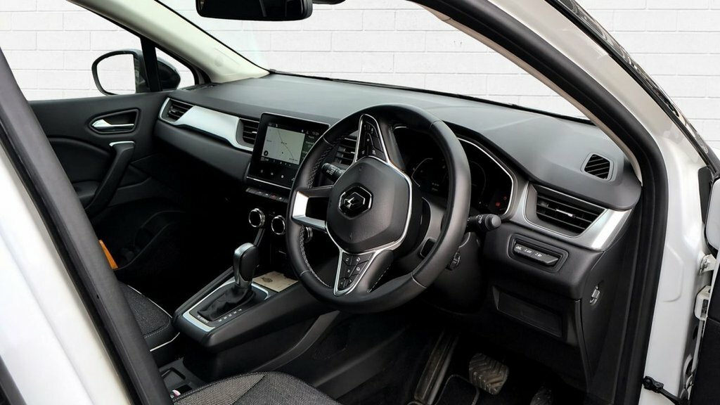 Renault Captur 1.6L Se Edition AK22PSY White #4