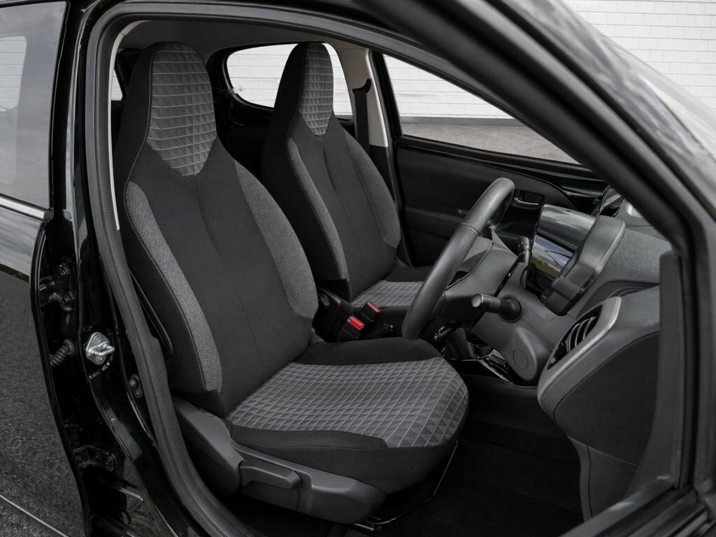 Peugeot 108 1L Allure LM21SWV Black #5