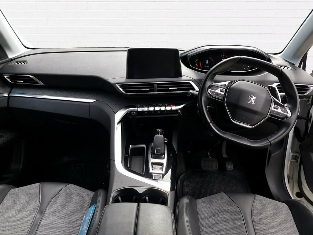 Peugeot 3008 1.2L Allure White #4