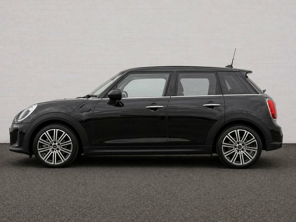 Mini Hatch 1.5L Cooper Exclusive HK73FFU Black #2