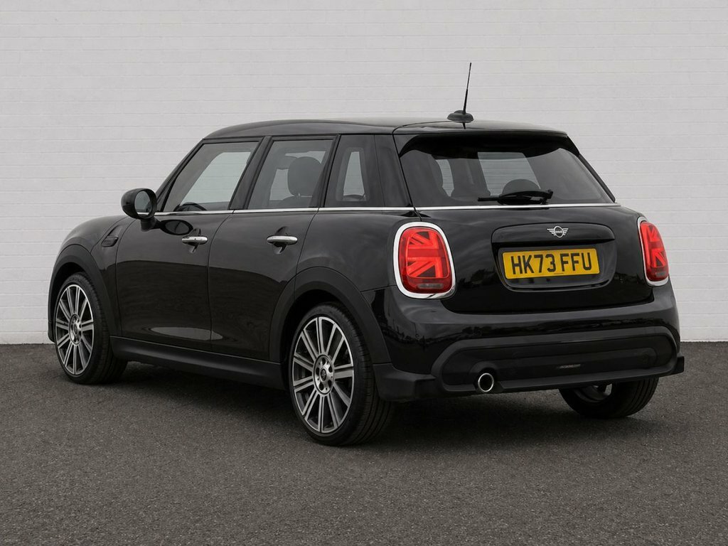 Mini Hatch 1.5L Cooper Exclusive HK73FFU Black #3