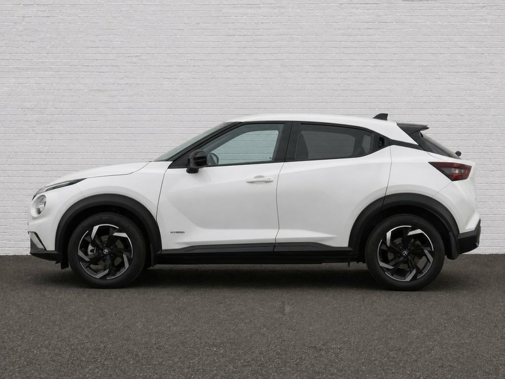 Nissan Juke 1.6L N-connecta EJ23FZC White #3