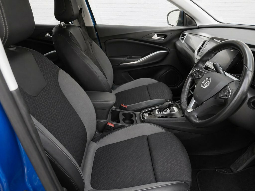 Vauxhall Grandland 1.6L Elite AO22UUF Blue #5