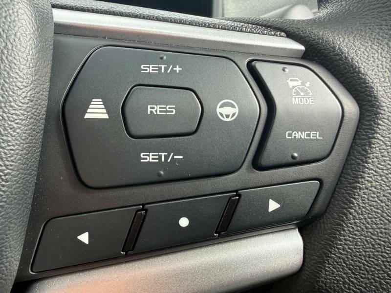Isuzu D-Max 1.9 Utility Double Cab 4X4 - 2025 75 FG75XMZ White #6