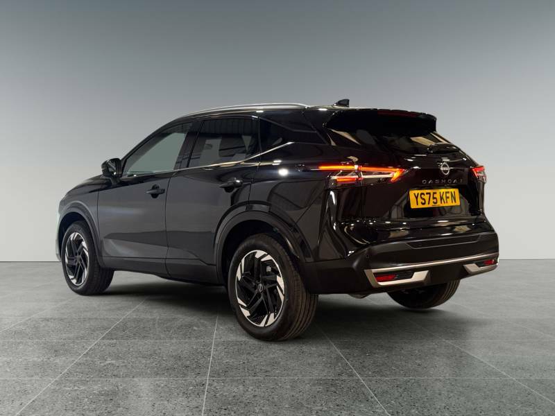 Nissan Qashqai 1.3 Dig-t Mh 158 N-connecta Xtronic - 2025 75 YS75KFN Black #4