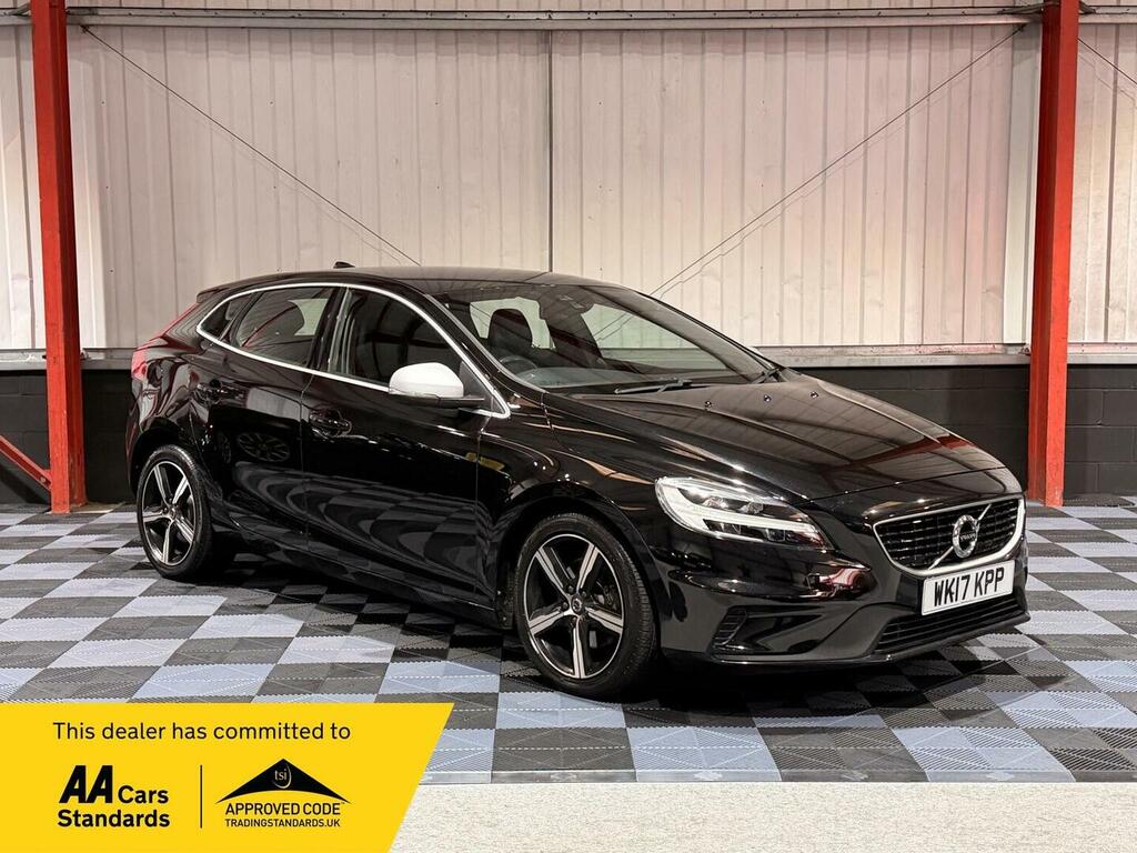 Volvo V40 2.0 T2 R-design Nav Plus Euro 6 Ss 201717 Black